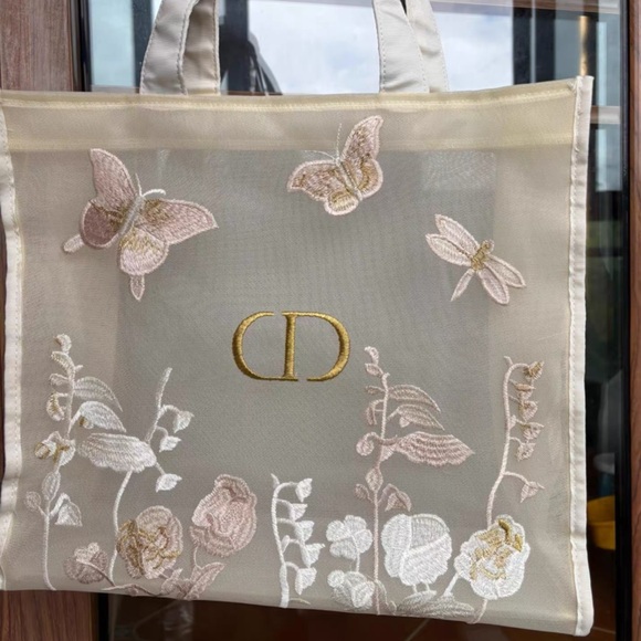 Dior Other - Dior gift Tote Bag